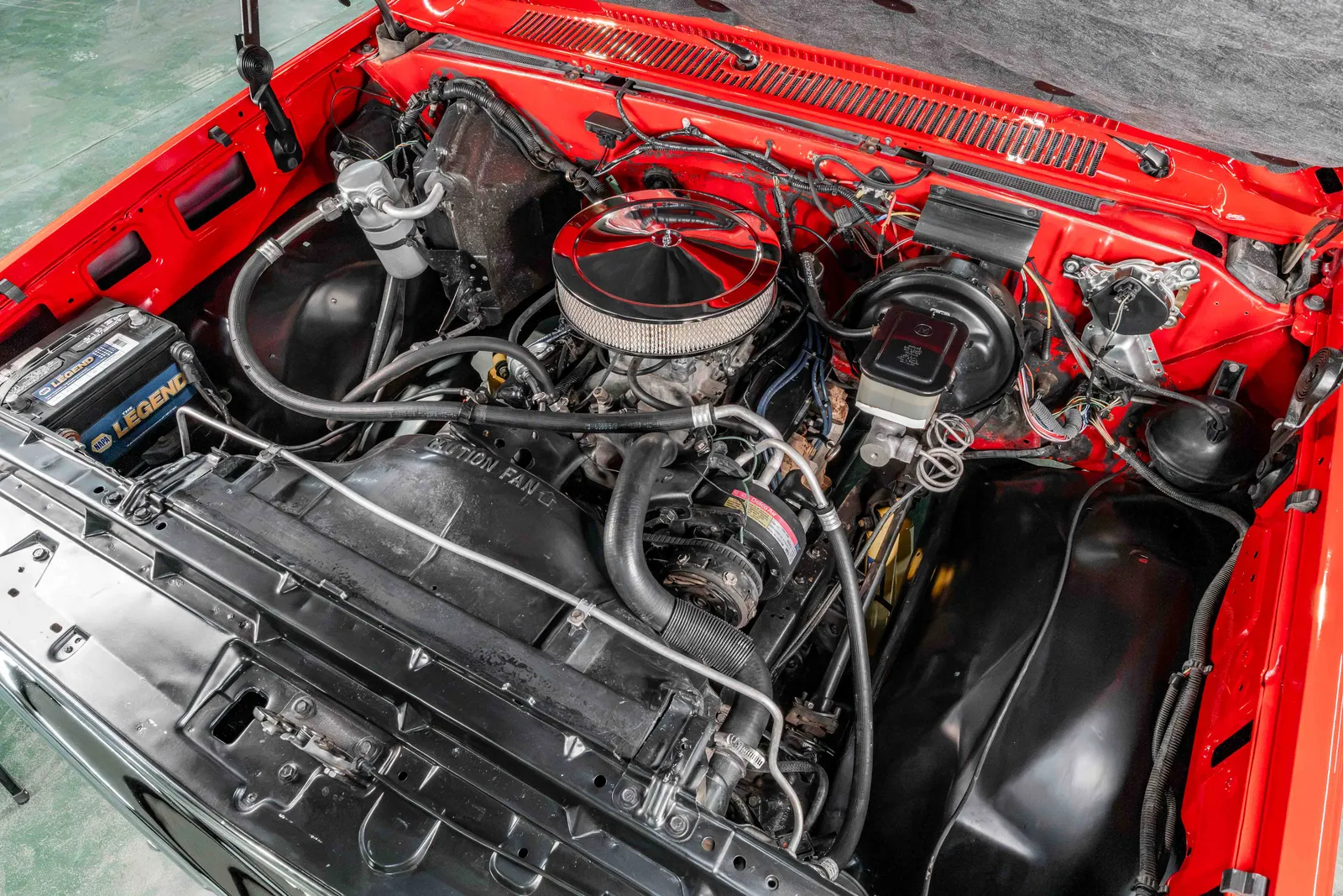 1985-GMC-K10-Apple Red-504244-43.jpg